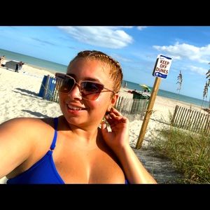 Meet your Posher, Blair